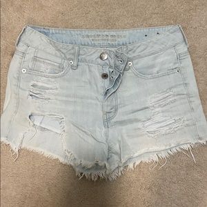 ⭐️Distressed AE denim shorts